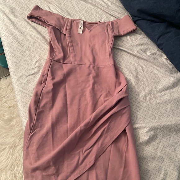 Dress - Picture 2 of 2